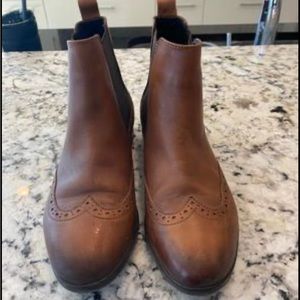 Gorgeous brown Aldo boots